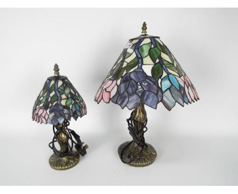 Two Tiffany-style lamps, both have been checked and are working. Tall lamp (approximately 58 cm height). Small lamp (approxim