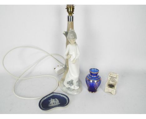 Lot to include a Nao table lamp, Wedgwood pin dish, crested ware armchair and a small blue glass Murano vase with gilt decora