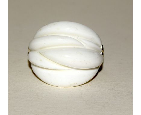 Silver fashion ring with white enamel setting size T