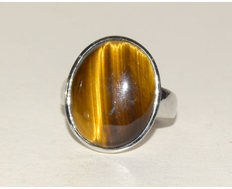 Silver Fashio Ring With Tiger Eye Setting Size M