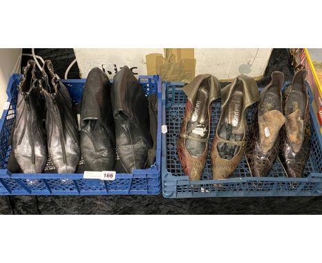 4 PAIRS OF JAN JAUSEN SHOES &amp; BOOTS SIZE 39