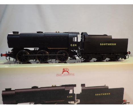 OO scale Hornby R3225, class Q1, Southern Railway black, C24, excellent condition, detail fitted, storage wear to box. UK P&a