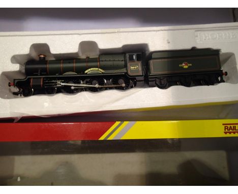 OO scale Hornby R3499, Hall class, Helmingham Hall, 6947, BR green, late crest, near mint, box with wear. UK P&amp;P Group 1 