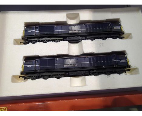 OO scale Hornby R2336, class 58 twin pack, 58002 powered with 58005 dummy, Daw Mill colliery and iron bridge power station, m