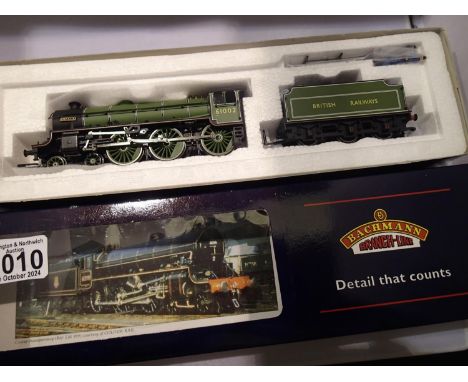 OO scale Bachmann 31-707, class B1, Impala, 61002, Doncaster green, British Railways, near mint, storage wear to box. UK P&am