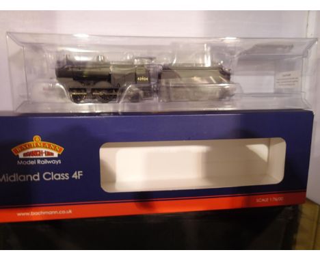 OO scale Bachmann 31-882, class 4F, 43924, black, late crest, no paperwork, near mint, storage wear to box. UK P&amp;P Group 