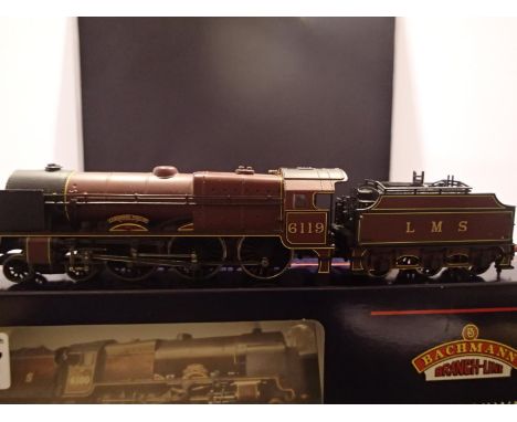 OO scale Bachmann 31-283 Royal Scot class, 6119, Lancashire Fusilier, LMS crimson, near mint, storage wear to box. UK P&amp;P