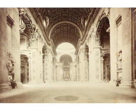 Rom: Petersdom. Albuminabzug. Um 1890.  38 x 54 cm.   R