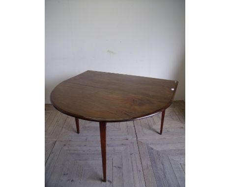 19th C drop leaf gate leg table with figured mahogany top and inlaid base 