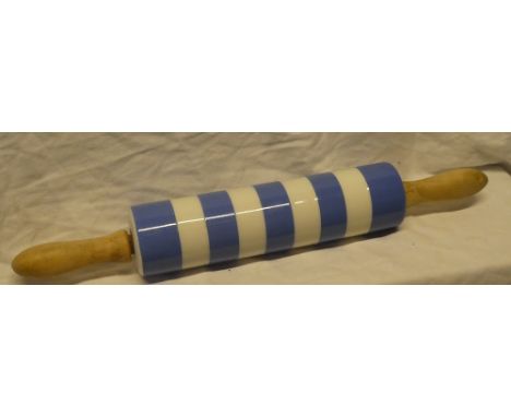 A T.G. Green Cornish kitchen ware rolling pin with wooden handles