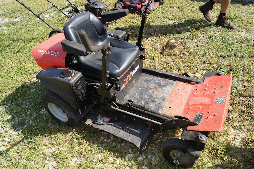 Gravely Mini ZT 1434 34in Zero Turn Mower Powered by