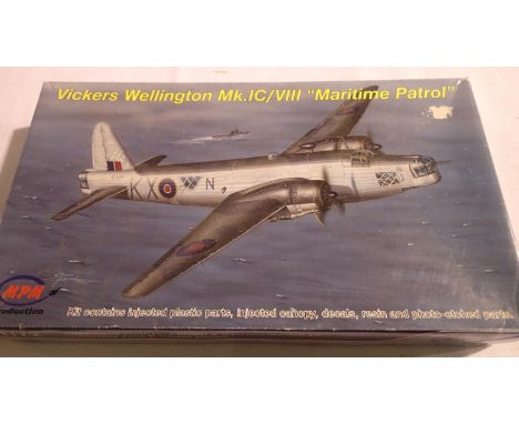 MPM 1/72 scale Aircraft kit, Vickers Wellington Maritime Patrol, contents unchecked. P&amp;P Group 1 (£14+VAT for the first l