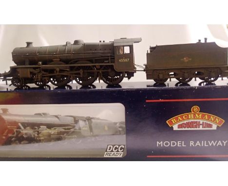 OO scale Bachmann 31-186 Jubilee class, 45587 Baroda Green Late Crest, heavily weathered, no detail pack, box has wear. P&amp