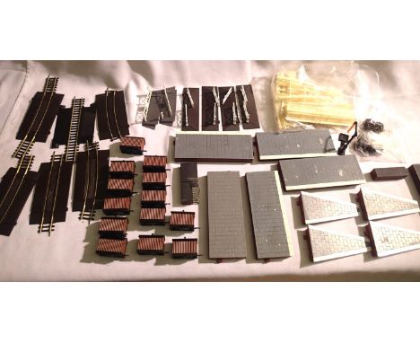 Selection of OO scale platform sections, fencing, level crossing, huts, wheels etc. P&amp;P Group 1 (£14+VAT for the first lo