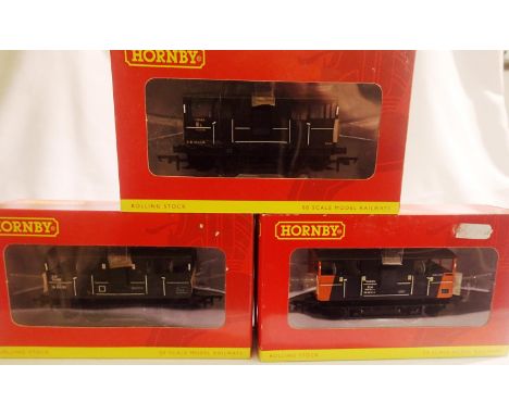 Three Hornby wagons, all near mint, slight wear to boxes: R6413 Shark ZUV brake van Loadhaul, R6432 Shark Ballast brake van B