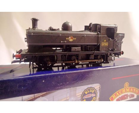 OO gauge Bachmann 32-200 DC, Pannier tank 9759 Black Late Crest in excellent condition, no detail pack, box is fair to good. 