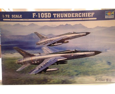 Trumpeter 1/72 scale kit, F-105D Thunderchief, appears complete/unchecked, storage wear to box. P&amp;P Group 1 (£14+VAT for 