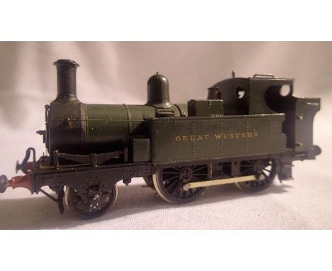 OO scale kit built 2.4.0 tank metal Great Western Green in very good build and finish requires some lettering/ numbers handra