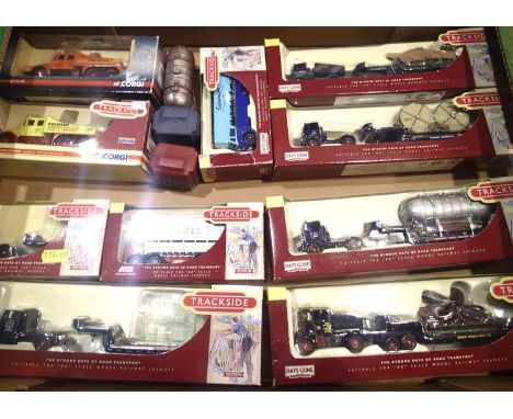 Collection of OO British Rail vehicles. P&amp;P Group 3 (£25+VAT for the first lot and £5+VAT for subsequent lots) 