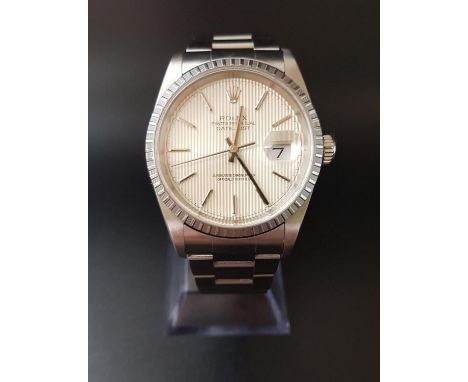 GENTLEMEN'S ROLEX OYSTER PERPETUAL DATEJUST WRISTWATCH the linear guilloche enamel dial with baton five minute markers and da