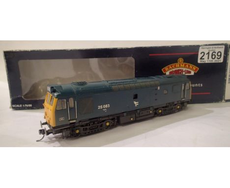 Bachmann 25 BR Blue loco, playworn, lacking some detail parts, rubbing to decals, handrails damaged, kaydee knuckle couplings