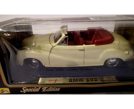 Maisto 1:18 scale 1955 BMW 502, excellent condition, boxed. P&amp;P Group 2 (£18+VAT for the first lot and £3+VAT for subsequ