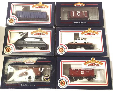 Six assorted Bachmann wagons, mostly in excellent condition, boxed. P&amp;P Group 1 (£14+VAT for the first lot and £1+VAT for