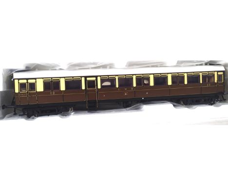 Dapol O gauge Autocoach, GWR chocolate/cream no 40, 7P 004 006 in near mint condition, boxed. P&amp;P Group 1 (£14+VAT for th