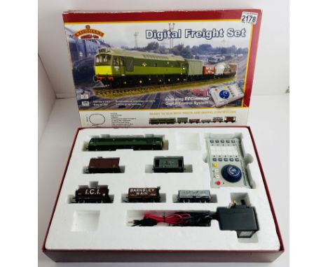 Bachmann 30-045 'Digital Freight Set' Train Set - Contents appear complete (some wagons differ from box image) P&amp;P Group 