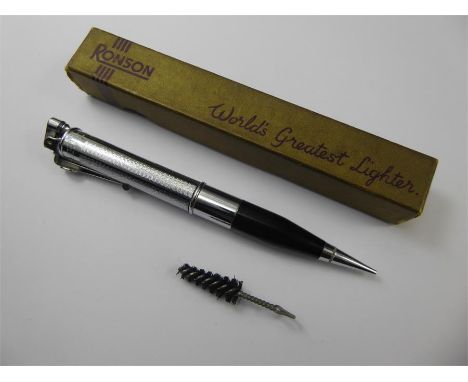 A Vintage Ronson Lighter Propelling Pencil in original box.&nbsp;