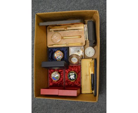 Miscellaneous collectables to include Halcyon Days enamel boxes, pens etc.