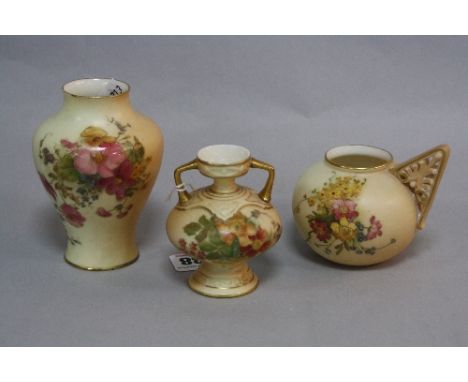 THREE SMALL ROYAL WORCESTER BLUSH IVORY VASES, to include twin handled No.1089, a pierced side handle No.1139 and No.2491, al