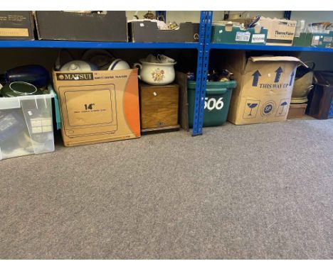 Collection of decorative Victorian porcelain, cased cutlery, barometer, part dinner wares, coal scuttle, etc.