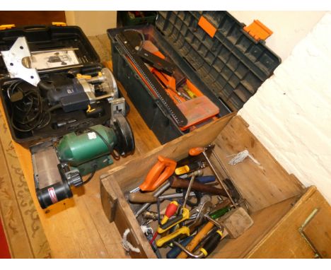 A Pro half inch lunge router, model no CLMI25OR cased with accessories together with a Ferm electric grinder with bolt sander