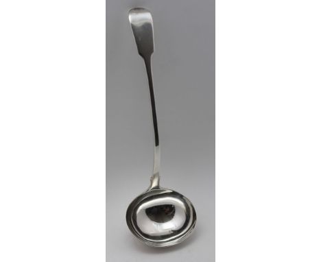 THOMAS WILKES BARKER, AN EARLY 19TH CENTURY SILVER SOUP LADLE, with fiddle pattern handle, London 1824, weight; 273g 