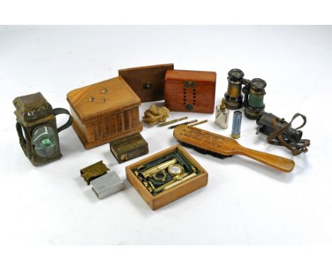 A very interesting assortment of vintage items comprising Parker Gun Cleaning Kit with box and some accessories, Field Micros