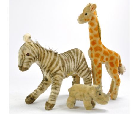 Reindeer (South Africa) Vintage Zebra with label, approx. 34 cm plus Steiff Giraffe, approx. 36cm, both very good and well pr