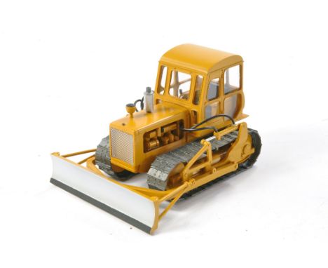 Mominiatur 1/50 issue comprising resin CAT type D4 Crawler Tractor with Cab and Dozer Blade. Generally excellent, no obvious 