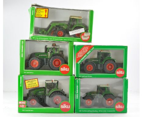 Siku 1/32 farm tractor issues x 5 comprising Fendt 716 x 2, 930, 936 and one with loader. All look to be good without major f