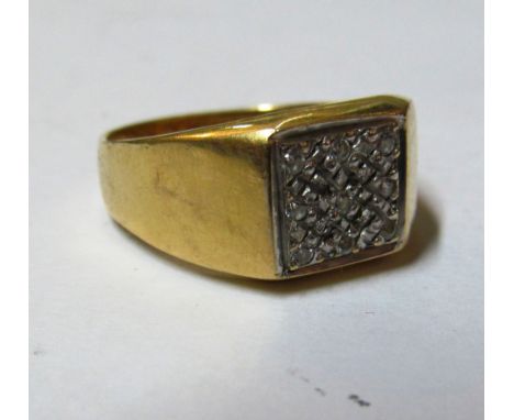 An 18ct gold and diamond illusion square cluster ring 7.3g just under size S