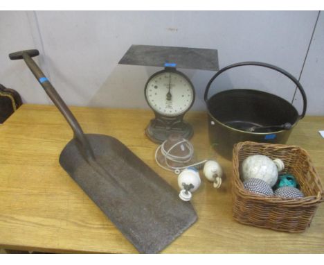 A mixed lot to include a British Rail 1950s wooden handled train tender coal shovel stamped E&amp;W Lucas BR and incised name