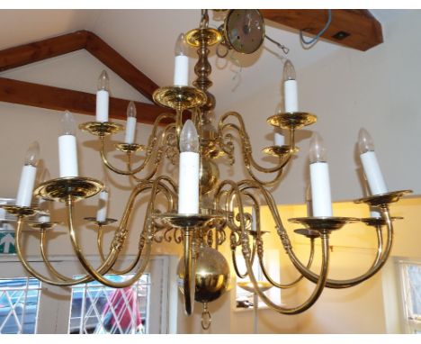 EXTRA LOT: An 18th century style 18 light electrolier