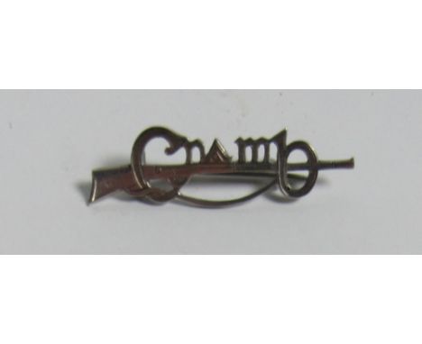 Cumann na mBan: A very fine quality Sterling silver Cumann na mBan Lapel Badge. Good. (1)