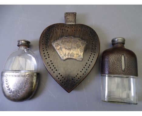 SILVER MOUNTED CRIBBAGE BOARD - hardwood, heart shaped with silver mounted handle and four silver 'playing cards', Birmingham