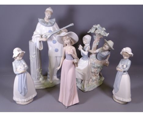 NAO FIGURES (5), 38cms the tallest, Pierrot with instrument  
