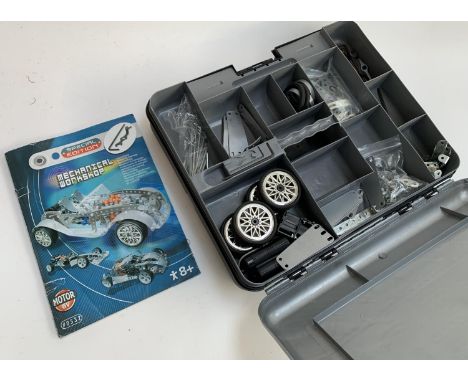 Meccano Special Edition mechanical workshop kit #0532 boxed with manual for 25 modes and electric motor. 