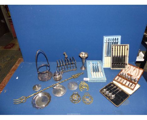 A quantity of plated items including; cutlery, toast rack, bud vase, mustard pot with blue glass liner, etc. Together with a 