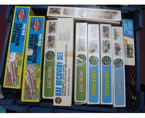 Nine Airfix 'OO' Gauge/4mm Boxed Plastic Kits, comprising turntable, platform fitting, RAF Recovery set Ref 3304, engine shed