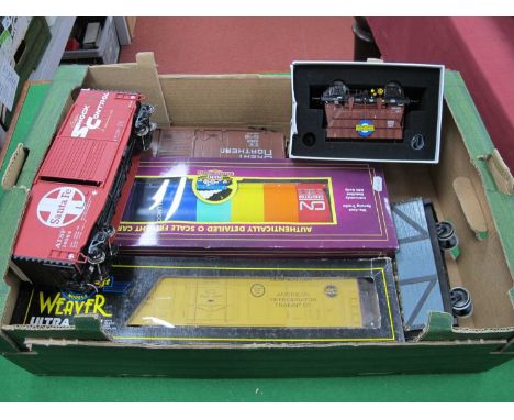 Six "O" Gauge/7mm U.S.A Outline Items of Rolling Stock, a MTH Ref 20-97287 tank wagon, a Weaver Norfolk and Western box van, 