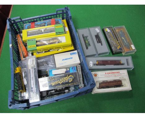 Twenty-Four 'N' Gauge Locomotives, U.K, U.S.A and Continental Steam, Diesel and Electric Examples, of interest a Farish Class